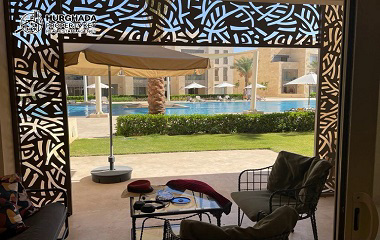Stunning Ground-Floor Apartment with Pool View in mangroovy , El gouna